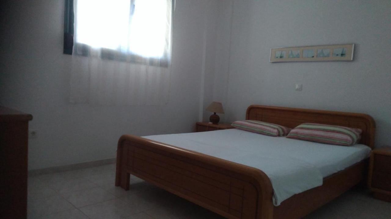 Garden Maisonnette 2-Bedrooms Sleeps 6 Adults 200M From Sandy Beach アスプロヴァルタ エクステリア 写真