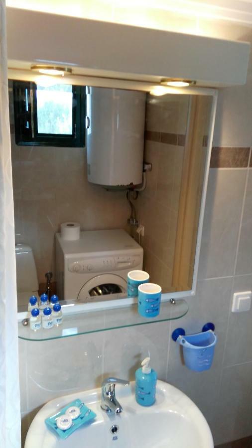 Garden Maisonnette 2-Bedrooms Sleeps 6 Adults 200M From Sandy Beach アスプロヴァルタ エクステリア 写真