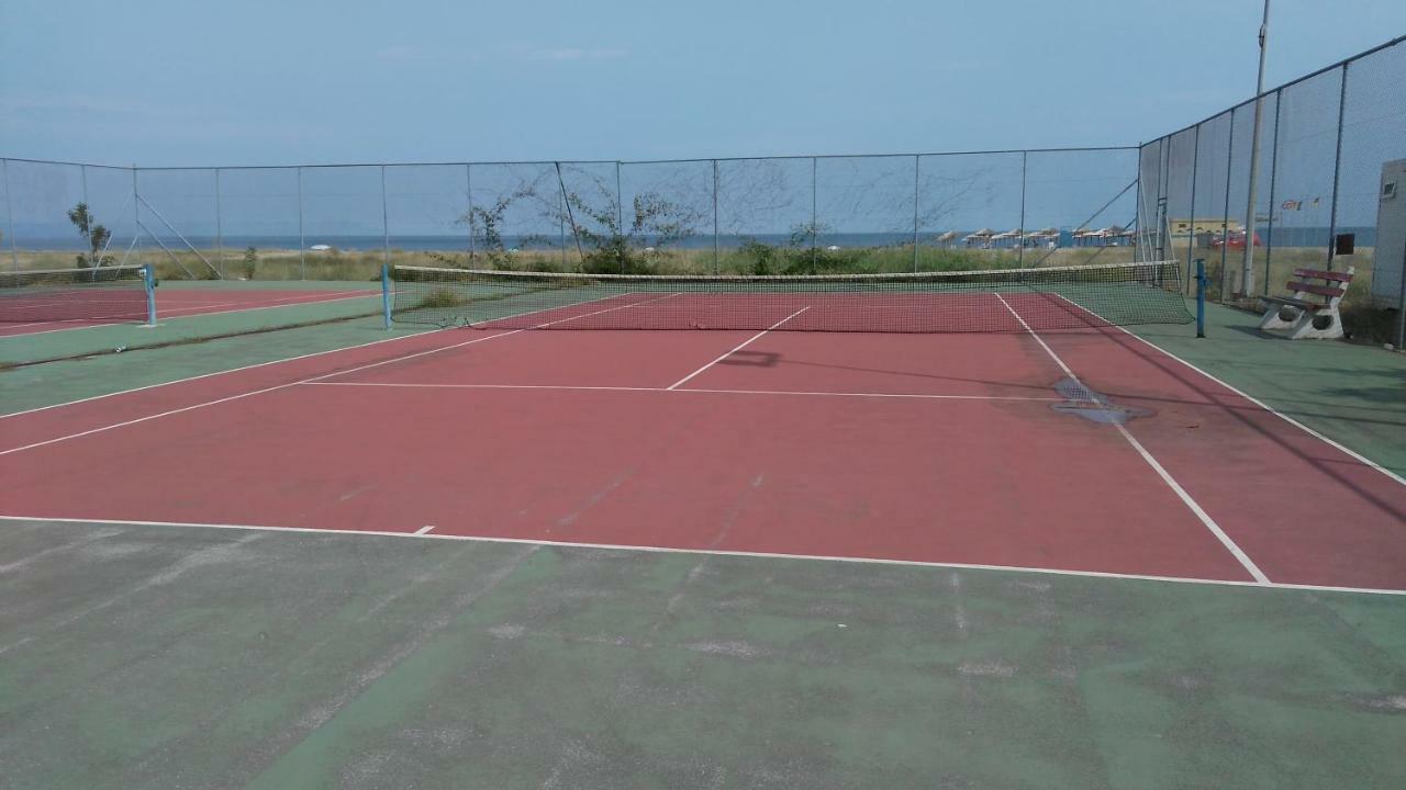 Garden Maisonnette 2-Bedrooms Sleeps 6 Adults 200M From Sandy Beach アスプロヴァルタ エクステリア 写真
