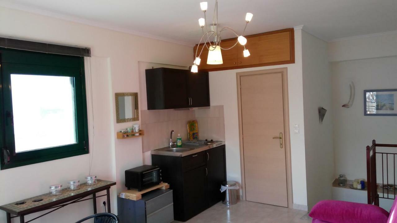 Garden Maisonnette 2-Bedrooms Sleeps 6 Adults 200M From Sandy Beach アスプロヴァルタ エクステリア 写真